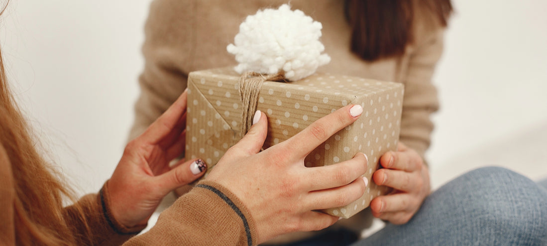 Choosing Gifts for Women in Five Ways