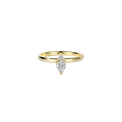 Anello combinato con pietre preziose a forma di pera 