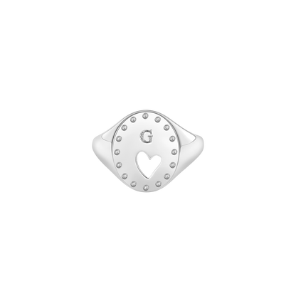 Anello traforato a cuore inciso