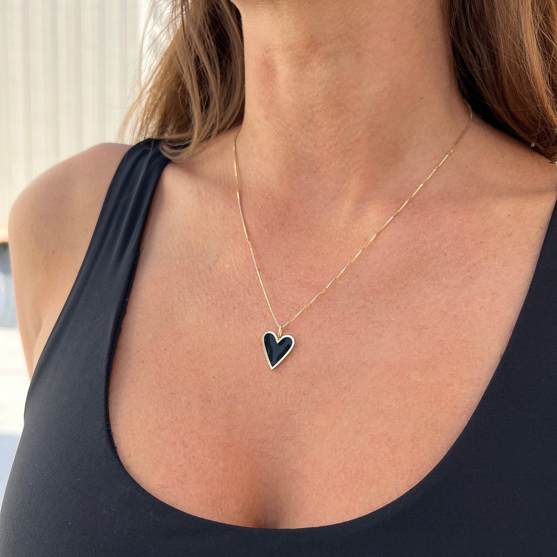 gold heart pendant, heart pendant, heart charm necklace, jewelry with gold, valentine&