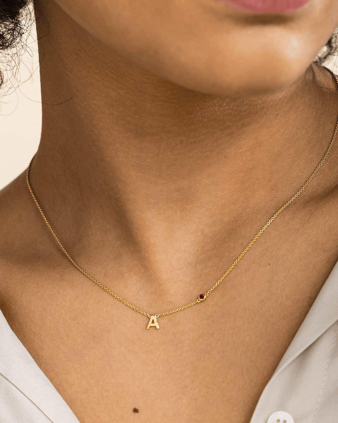 initial necklace with birthstone, apirl birthstone necklace, mother birthstone necklace, 14k pendant necklace, personalized mom necklace