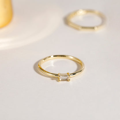 Anello semplice con fascino orientale