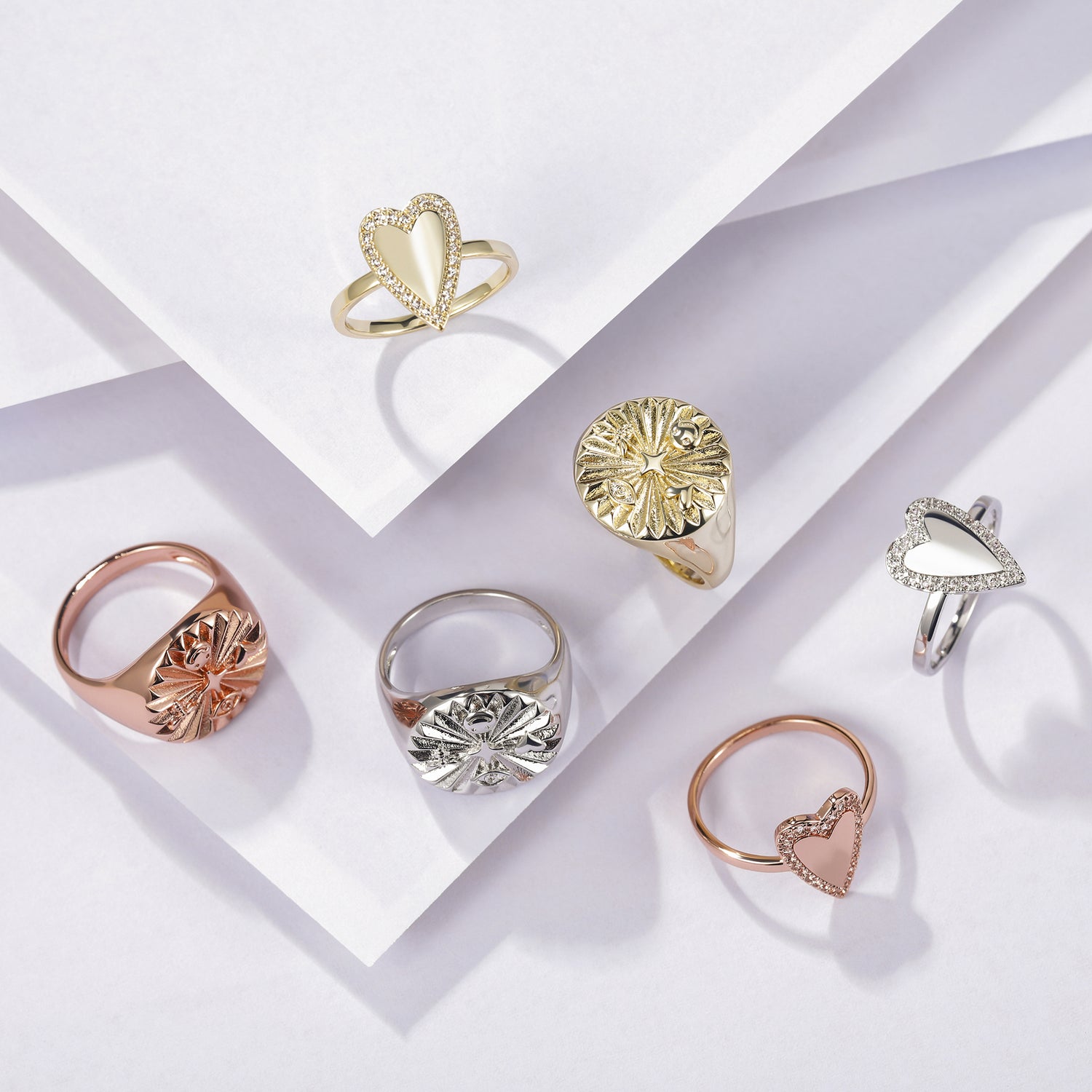 Anello in oro massiccio a forma di cuore