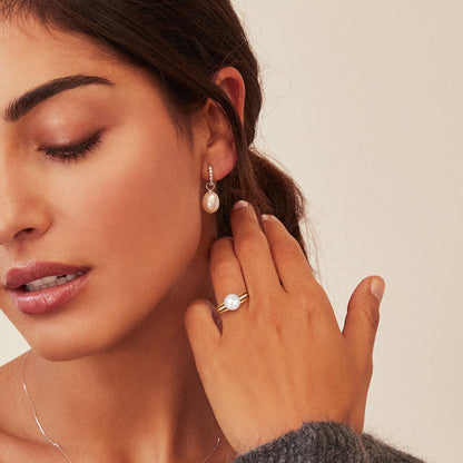 Solitaire Freshwater Pearl Accents Ring