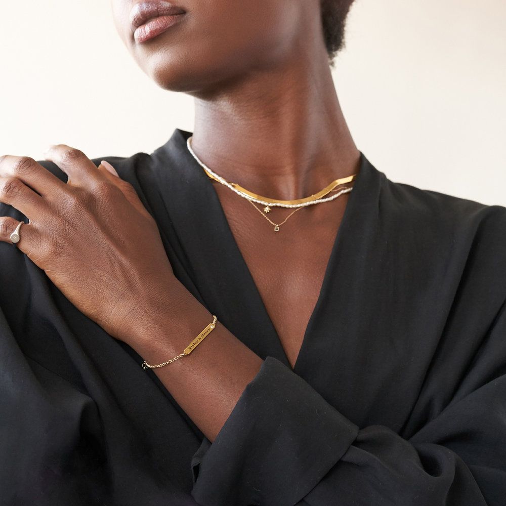 Bracciale con nome personalizzato con pietra preziosa
