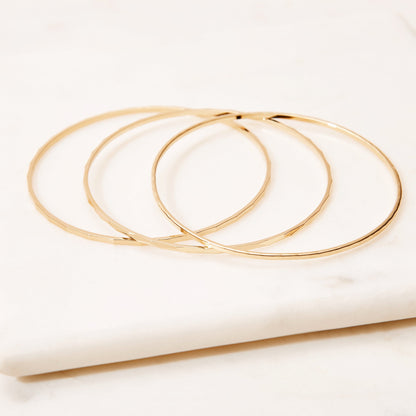 Bracciale rigido sottile in oro